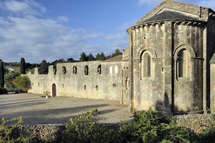 TOUR EN SAINT-CHINIAN - GR® DE PAYS MINERVOIS, SAINT-CHINIAN, FAUGÈRES