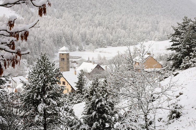 Snowshoeing between Val-des-Prés and Plampinet_Val-des-Prés