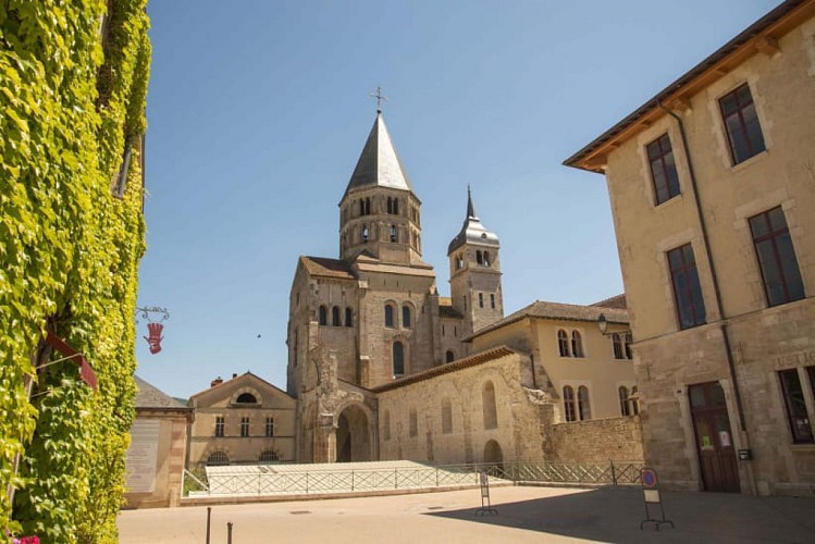 Circuit de Cluny et son centre historique