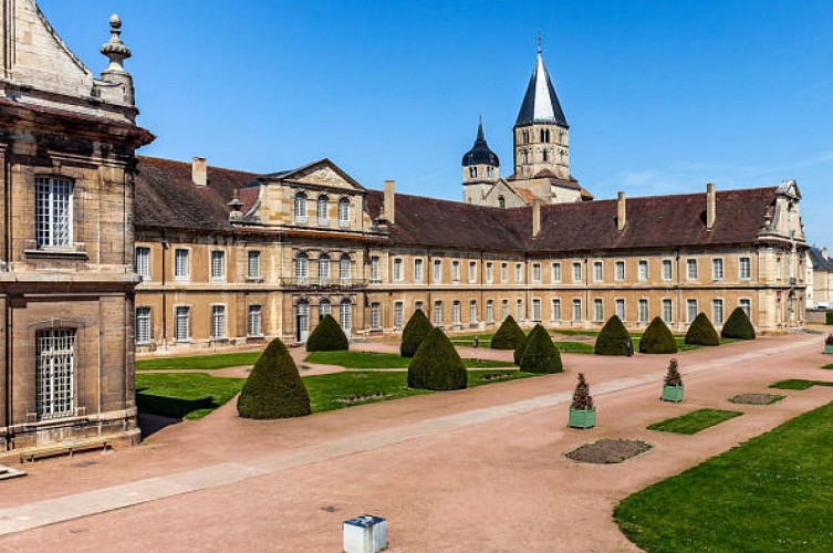 Circuit de Cluny et son centre historique