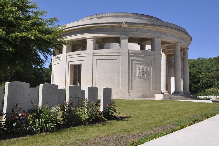 14/18 Remembrance In het spoor van het slagveld in Komen-Waasten