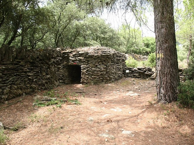 The “Capitelles” - Arques Road