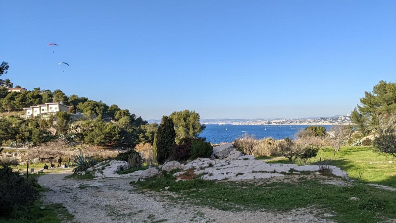 Caminata Campagne Pastré, cumbre Marseilleveyre y Samena