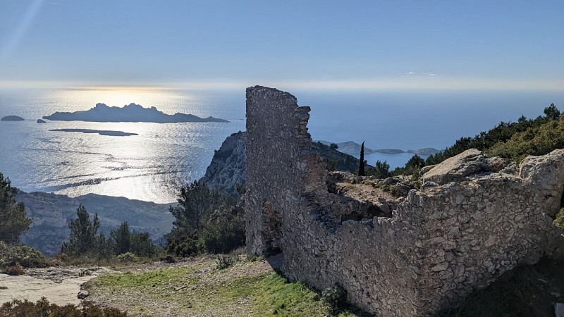 vue depuis sommet marseilleveyre