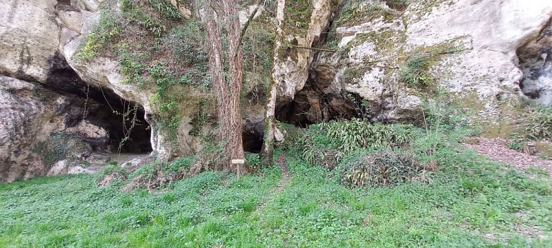 Grottes dame de Rives