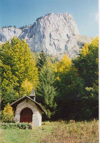 "La Chapelle du Merle" Hike