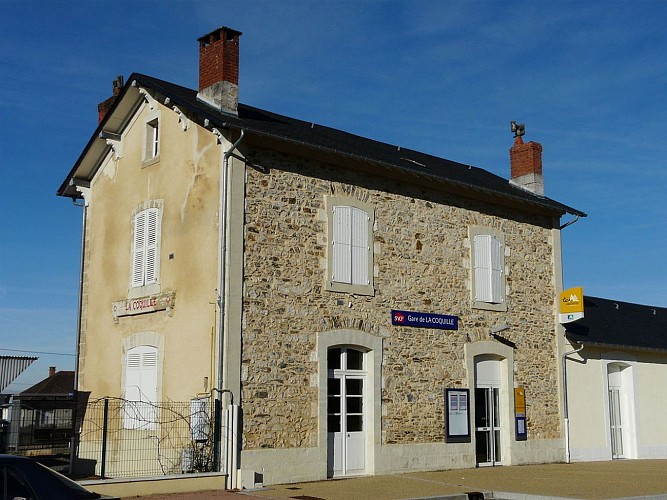 Gare la Coquille père Igor (2)