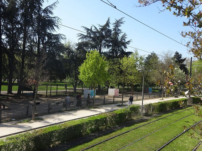 Lyon - Rando douce - Le charme de Montchat