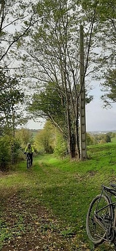 En empruntant le canal d'Arcisses