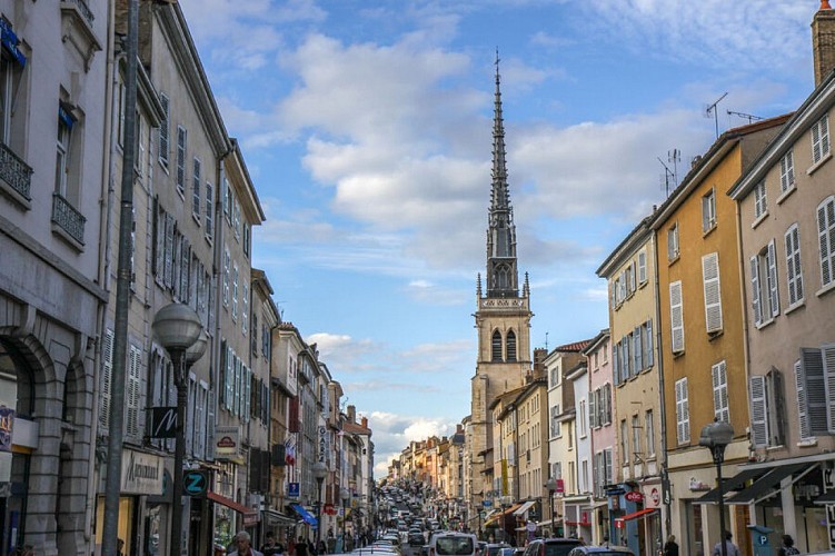 Villefranche-sur-Saône - La ville et les champs