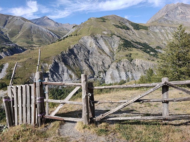 L'anello delle tombe di Villar d'Arène