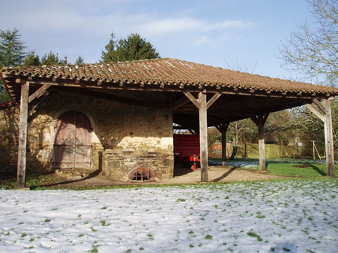 Benest sentier de Val de Charente