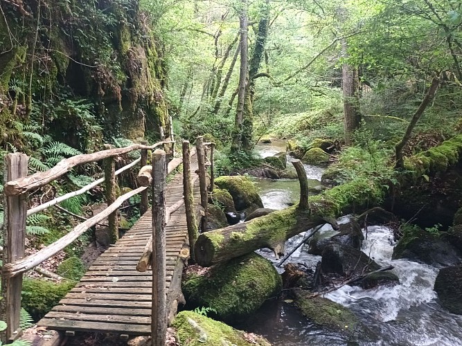 Hiking trail - From Granite to Wolfram