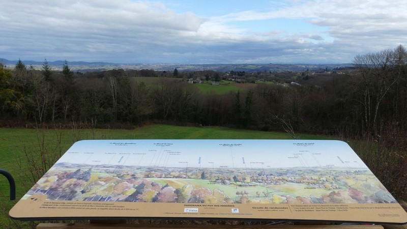 Au Pied des Monédières