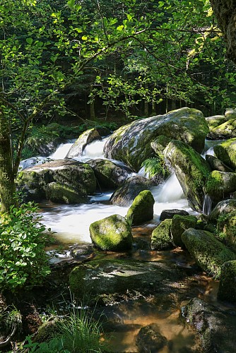Soudeilles_cascades_du_deiro-2016 (2) yes