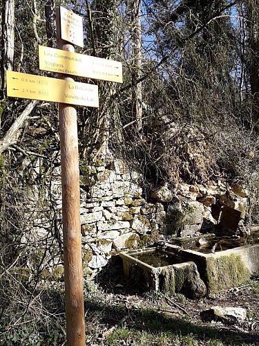 Boucleentreviviersdulacetvoglans-aixlesbainsrivieradesalpes-randonnee