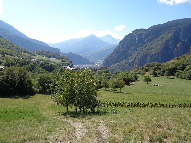 Tour des Villages de Montvernier