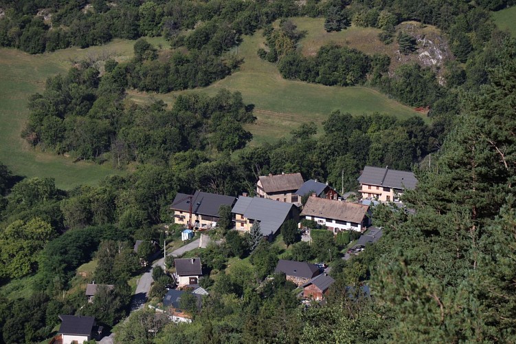 Tour des villages de Montvernier