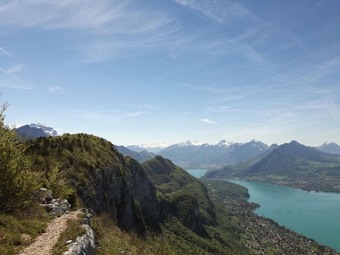 L'ancien téléphérique du Mont Veyrier