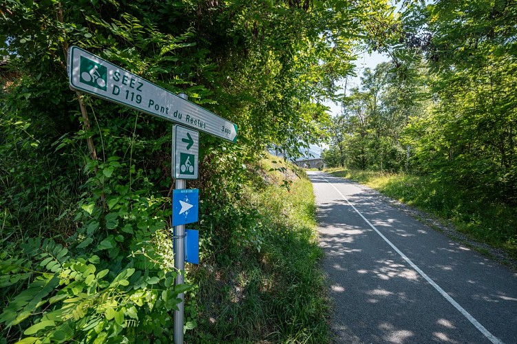 The Valley Cycle Path