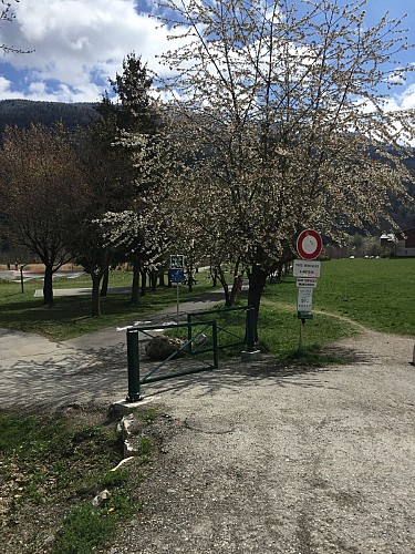 The Valley Cycle Path