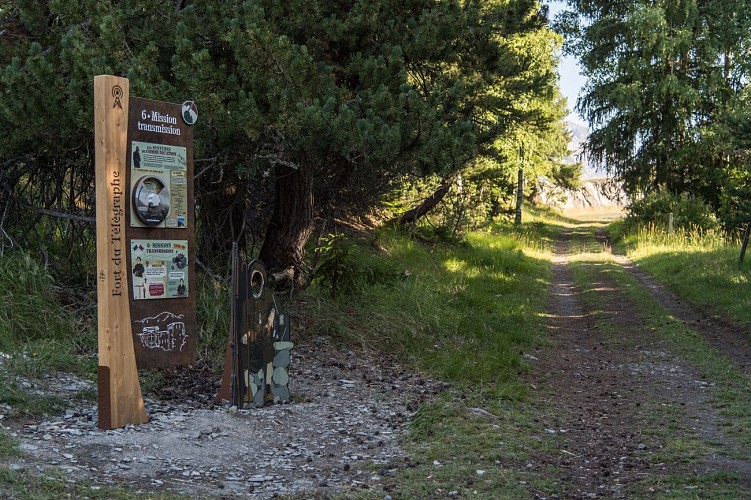 Sentier d'interprétation du fort du Télégraphe