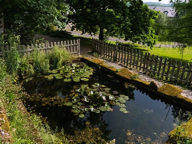 P1024588-19
