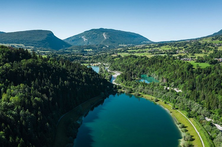 Bezoek aan Villaret via de waterval van Pissieu