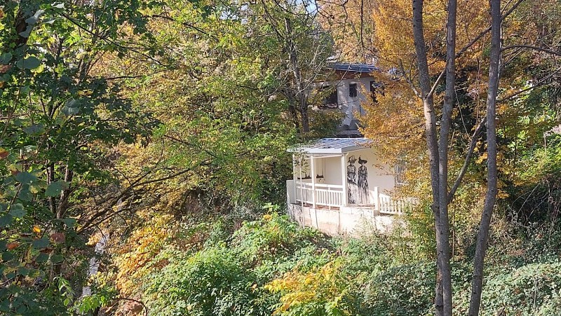 De kloven van Sierroz