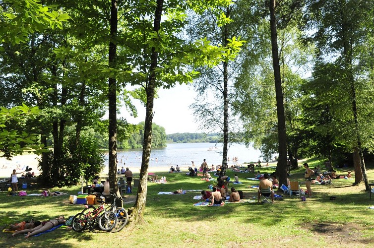 Le Coiroux : lac, torrent, canal