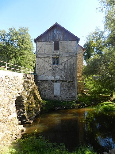 Le Coiroux : lac, torrent, canal