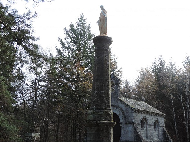 La Vierge sur sa colonne_8