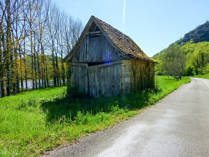 Rouen - Ferme traditionnelle sur les berges du Lot © Lot Tourisme - C. Sanchez