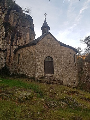 Servieres Chapelle Notre Dame du Roc_2