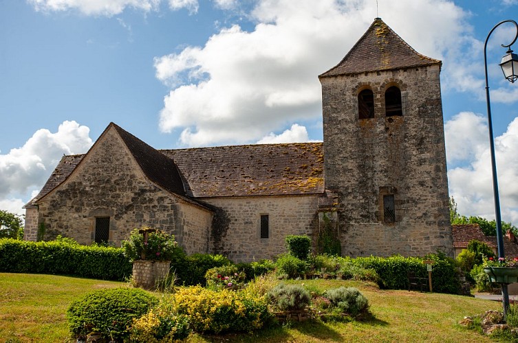 Saint Chamarand au printemps
