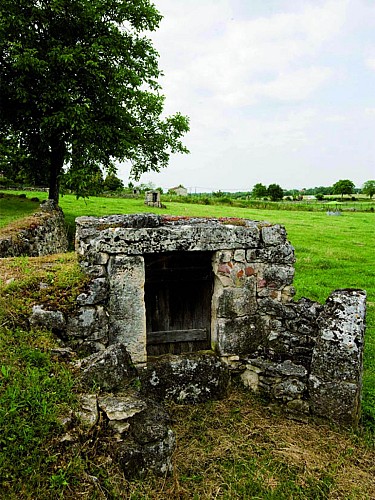 Laburgade : Alignement de Puits 