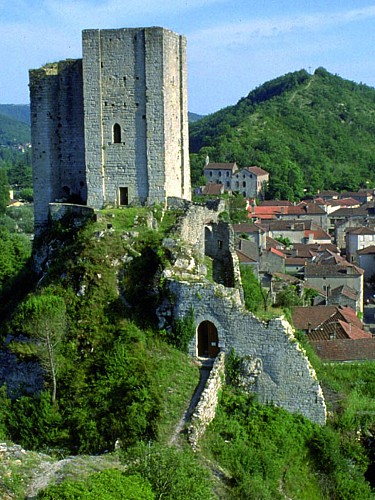 Luzech : La Tour de L'Impernal 