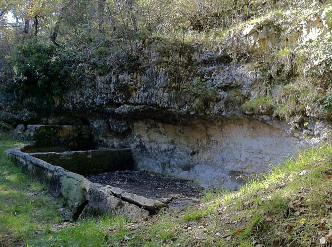 Causse de Lalbenque : La Fontaine de la Rouquette