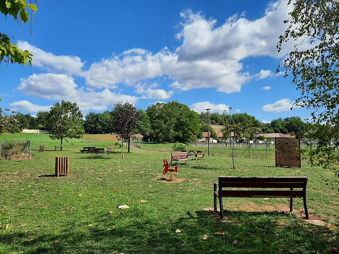 Aire de pique-nique Arcambal 3