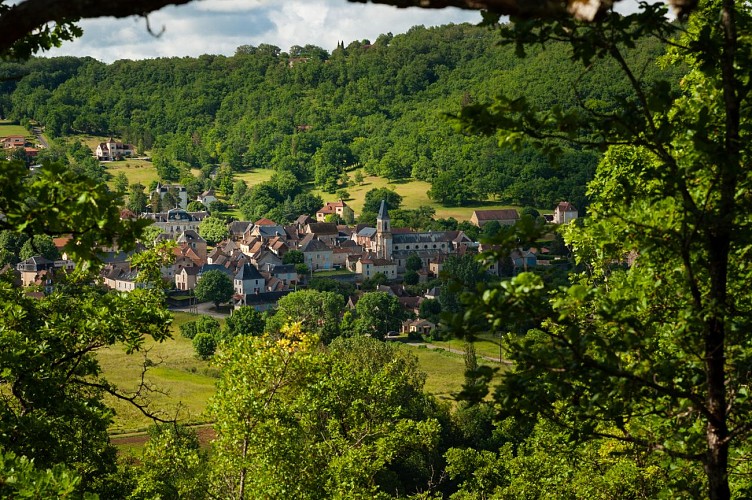 Saint-Germain-Du-Bel-Air au printemps