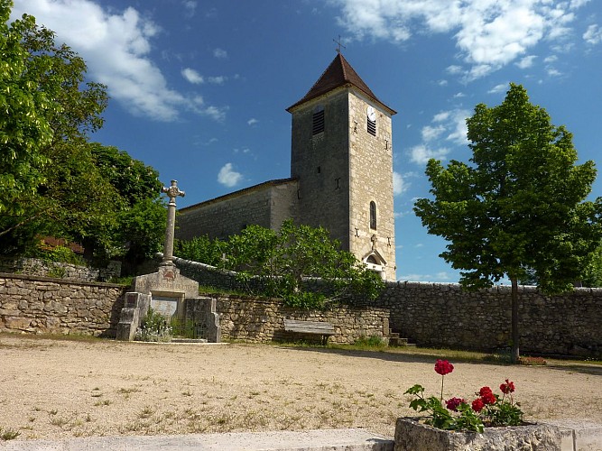 Sauliac - Place de l'église _05 © Lot Tourisme - C. Sanchez