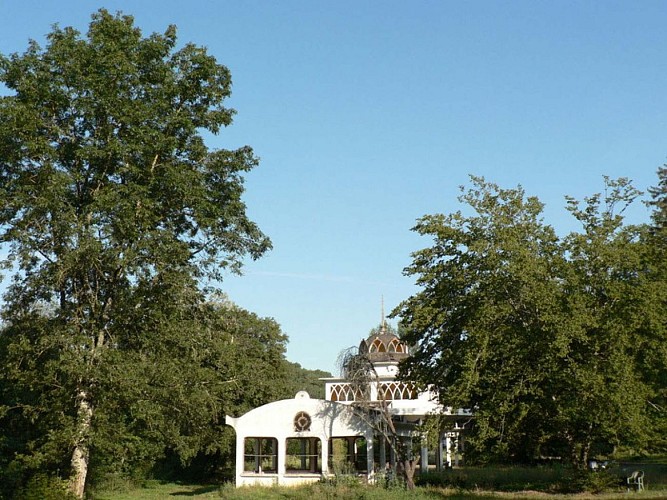 Miers -  Le Pavillon des Eaux de la source Salmière