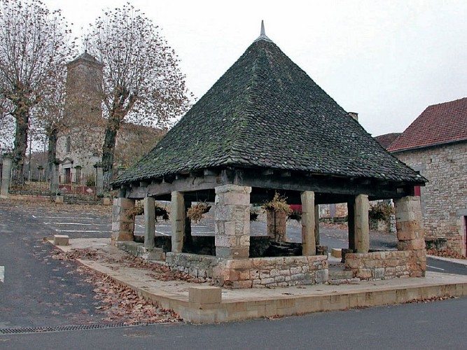 Thémines : La Halle