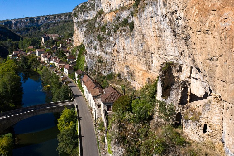 Vue aérienne de Cabrerets
