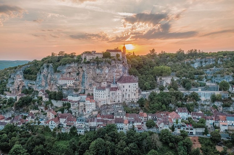 Coucher de soleil sur Rocamadour Lot Tourisme - Teddy Verneuil 180816-083746