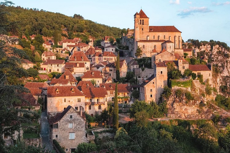 Lever de soleil sur Saint-Cirq Lot Tourisme - Teddy Verneuil 180816-092034