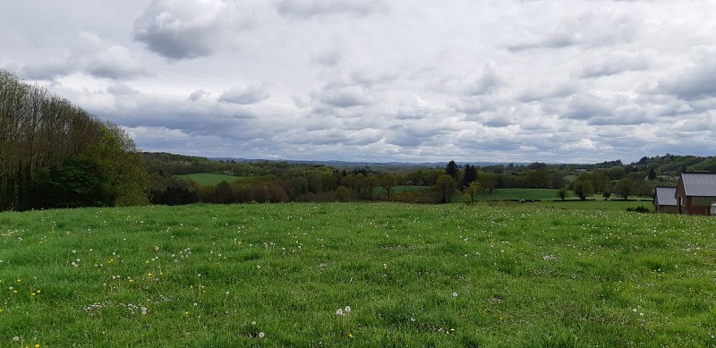 Par Monts et par Vaux - Meilhards © A.Blanchet - Office de tourisme Terres de Corrèze (18)