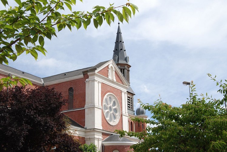 Loos, del Parc Danel a la Iglesia Notre-Dame-de-Grâce