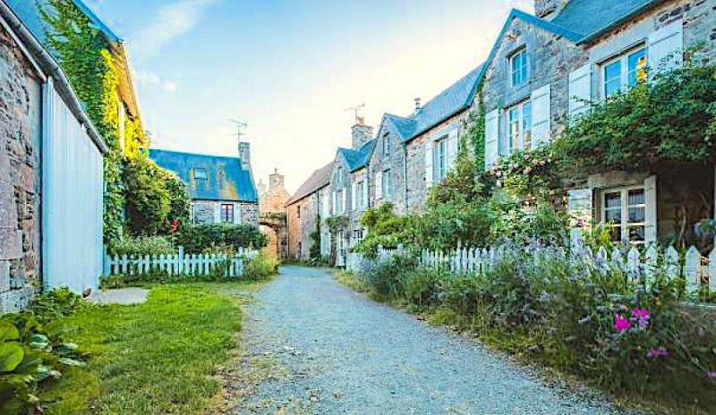 Stroll along the Sienne estuary to Regnéville-sur-mer