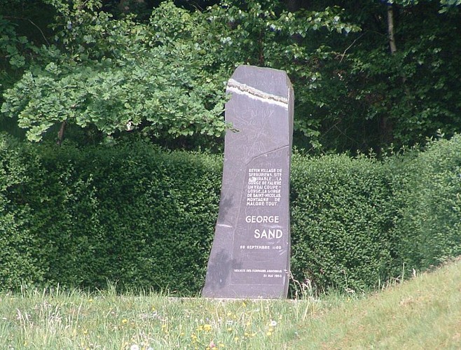 Stèle George Sand à Revin